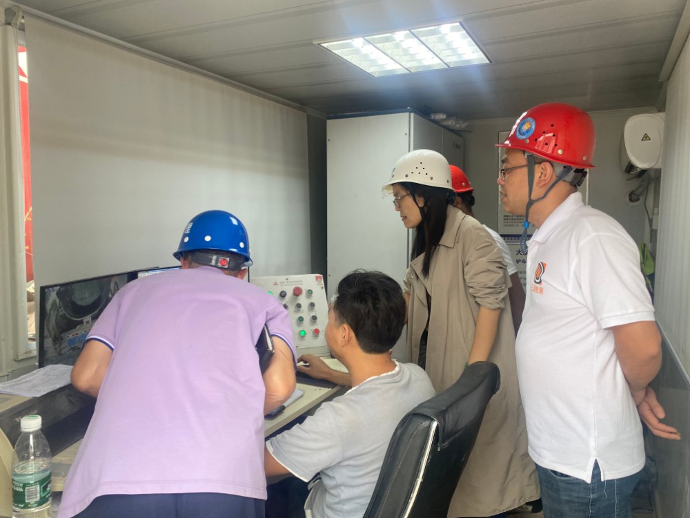 重庆奉建高速公司工程部对正道公司奉建高速TJ05工区工地试验室进行综合检查（2）.jpg
